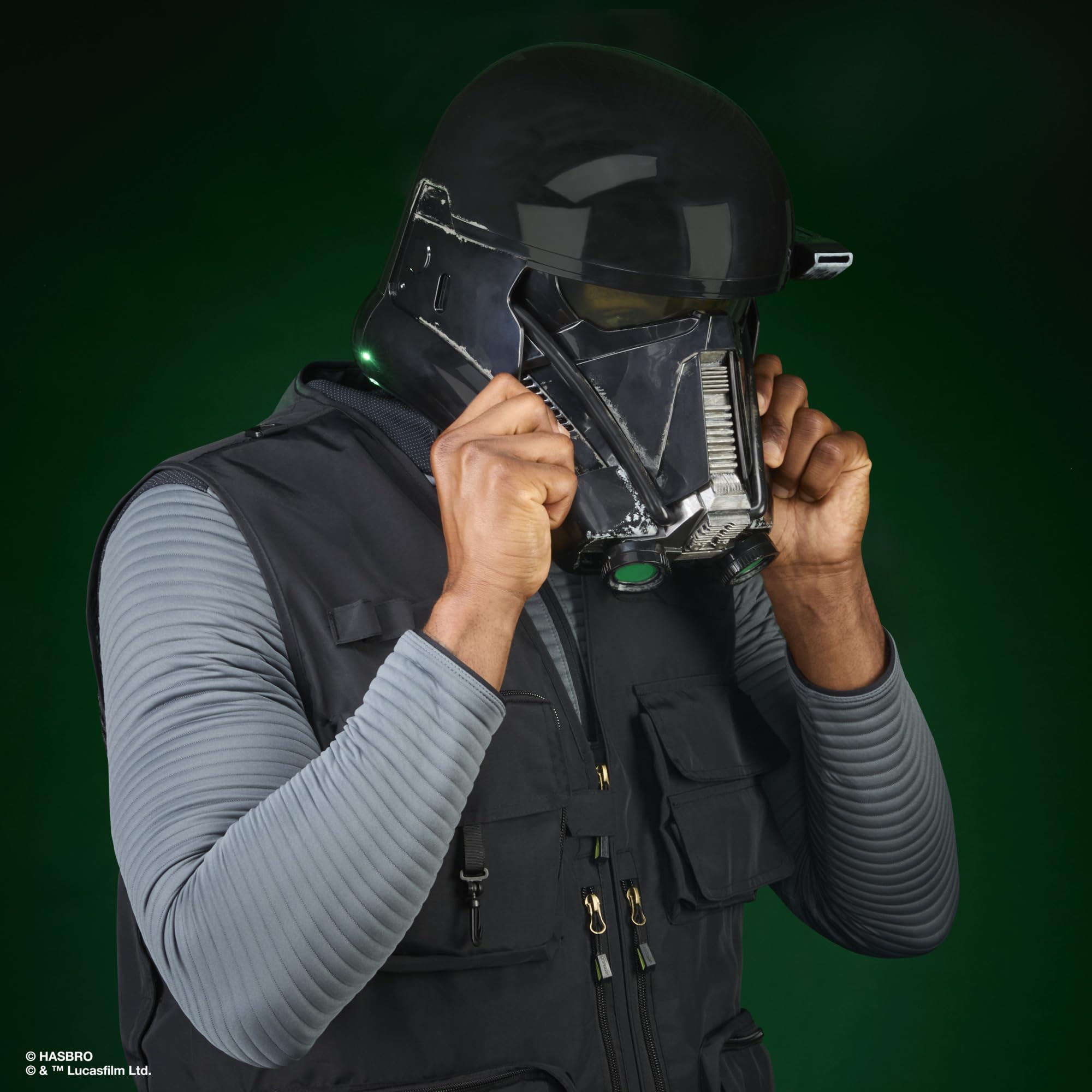 Star Wars The Black Series Imperialer Death Trooper elektronischer Premium Helm, Rollenspielartikel für Erwachsene 6