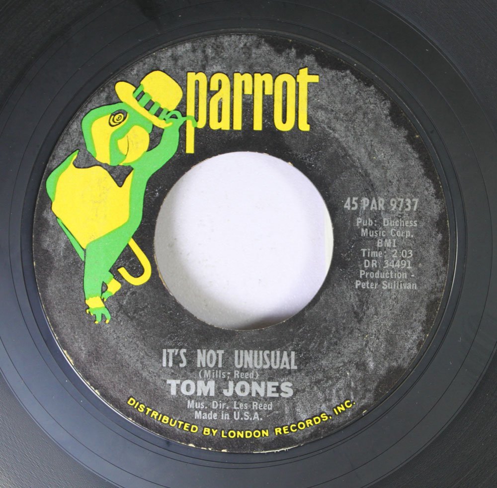 TOM JONES TOM JONES 45 RPM IT'S NOT UNUSUAL / TO WAIT FOR LOVE (Is To Waste Your Life Away TOM JONES TOM JONES 45 RPM IT'S NOT UNUSUAL / TO WAIT FOR LOVE (Is To Waste Your Life Away