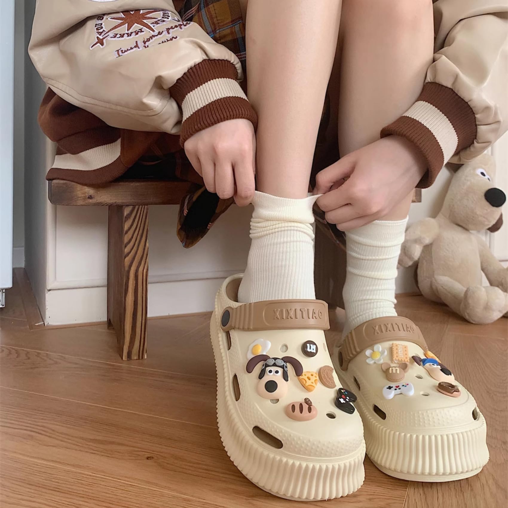 YPNMR Women's Water Clogs Cartoon Dog Summer Garden Slippers, Outdoor Platform Hole Shoes Beach Sandals (Brown,8-9,US_Footwear_Size_System,Adult,Numeric Range,Medium,8,Women,9)