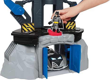 dc super friends transforming batcave