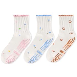 Pilates Socks with Grip Yoga Socks for Women Cute Ruffle Socks 3 Pairs | Heart-shaped Non-slip Grips, Arch Support, Cute Ruff
