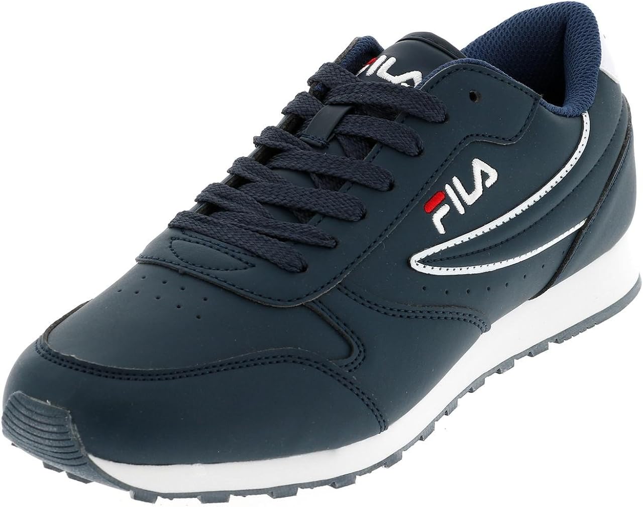 fila low top sneakers