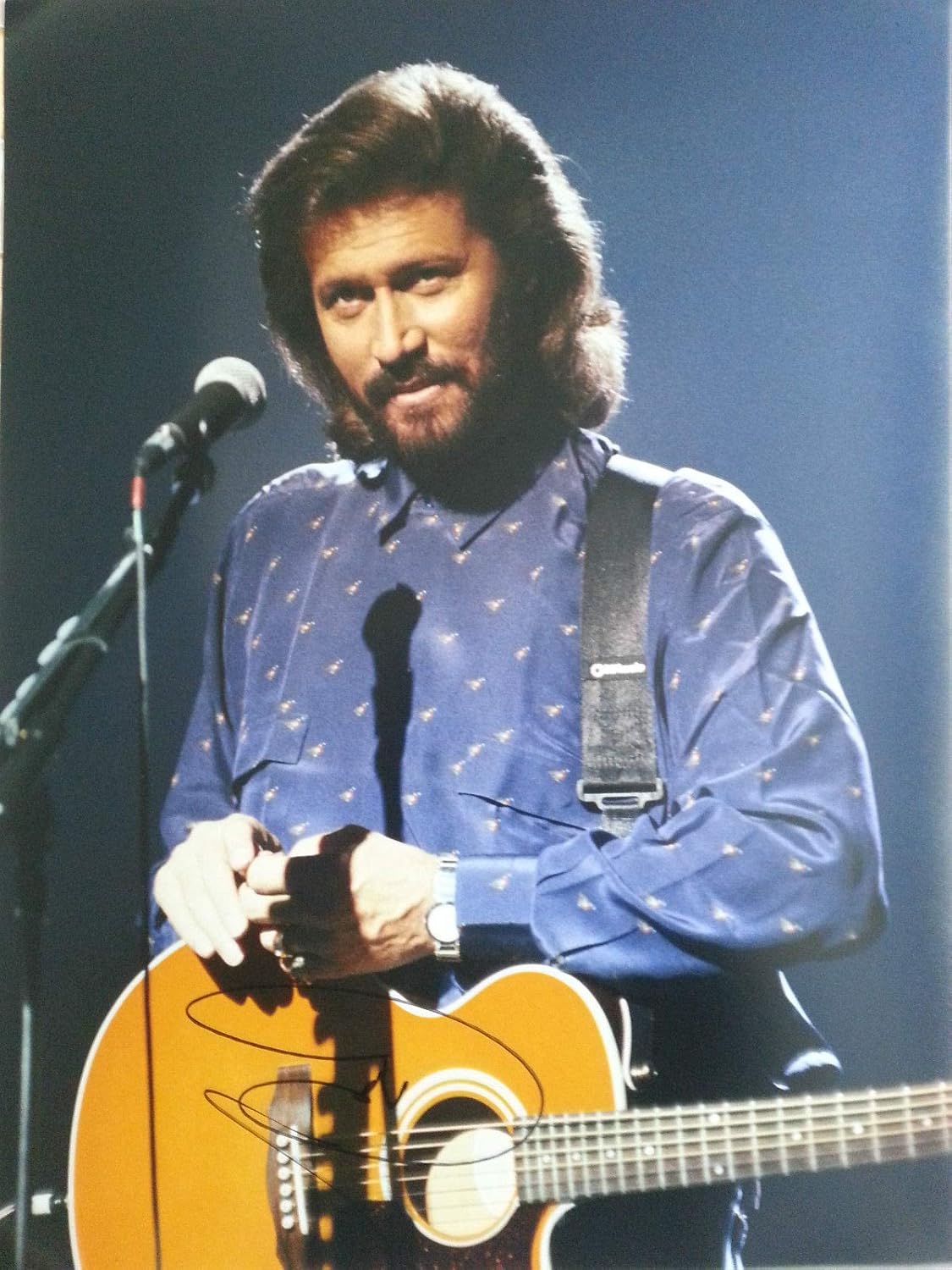 Photographs - Photo Barry Gibb - Bee Gees Autograph Signed 8 x 10