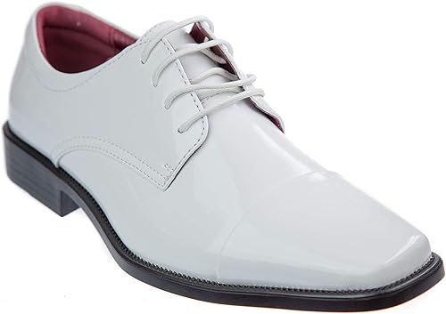 black dress with tights and heels