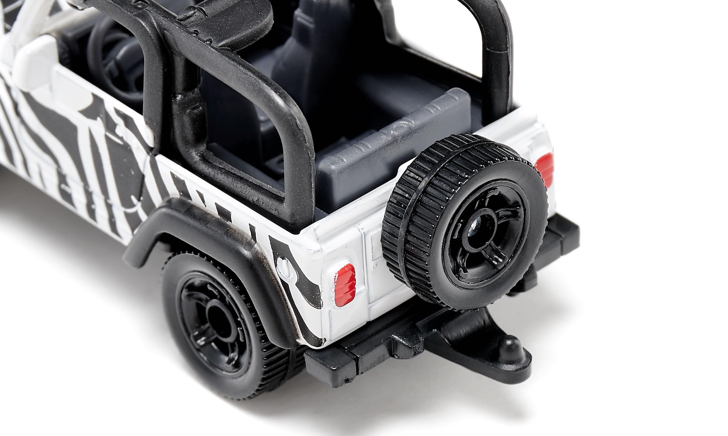 siku 1546, Jeep Wrangler Safari, Metall/Kunststoff, Schwarz/Weiß, Spielzeugauto für Kinder, Anhängerkupplung 4