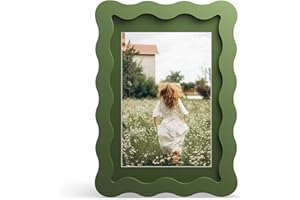 THKRLOF 4x6 Picture Frame with Mat for 3.5x5, Wavy Edge Wooden Real Glass Photo Frame for Tabletop and Wall Hanging, Green, 1 Pack
