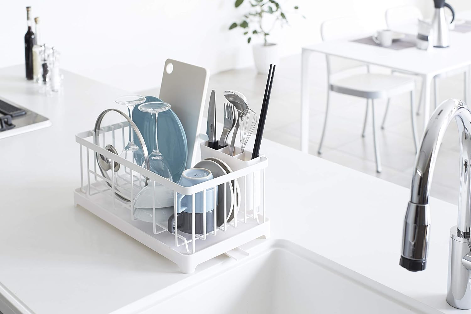 Yamazaki 2875 TOWER Sink Drainer Wire Basket, white, Steel/ABS Resin, Minimalist, 42 x 23 x 17 cm - Image 4