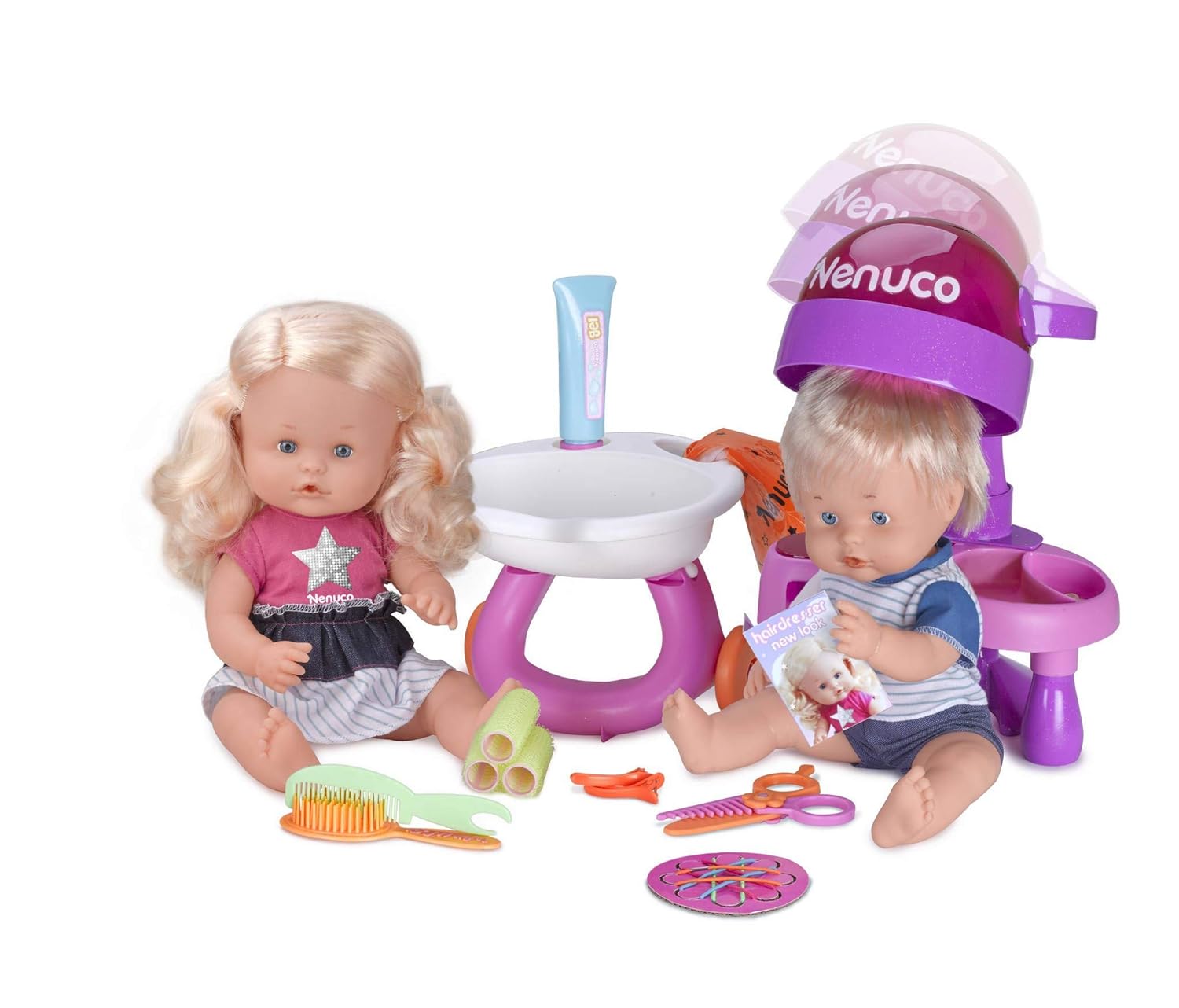 nenucos traviesos en el baño