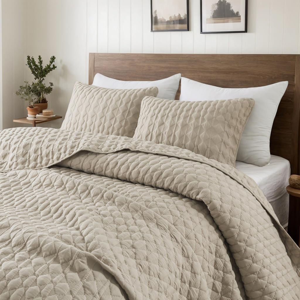 Photo 1 of Beige Quilt Queen Size Bedding Sets with Pillow Shams, Lightweight Soft Bedspread Coverlet, Quilted Blanket Thin Comforter Bed Cover, All Season Summer Spring, Tan Cream, 3 Pieces, 90x90 inches