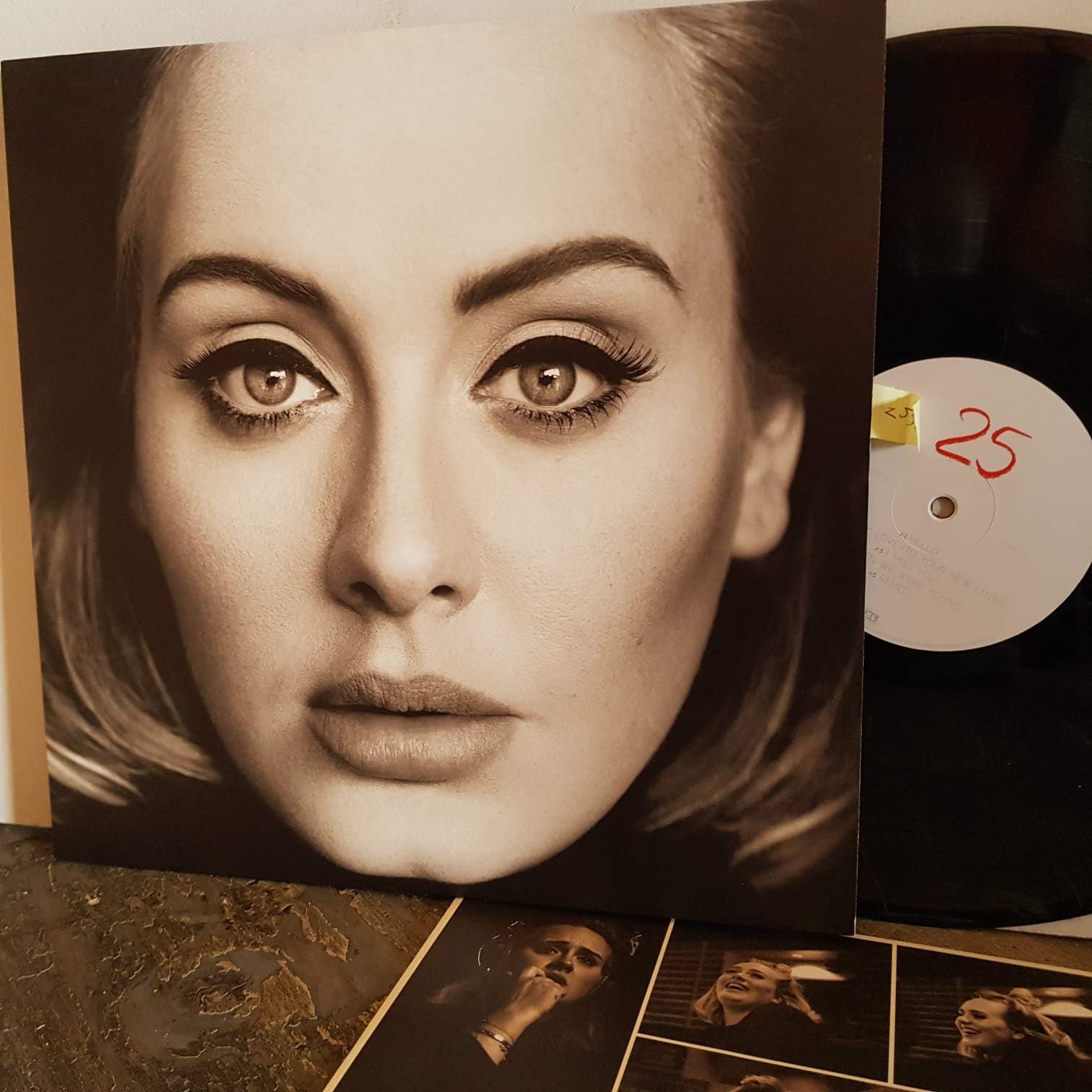 ADELE 25. VINYL 12" LP. XLLP740