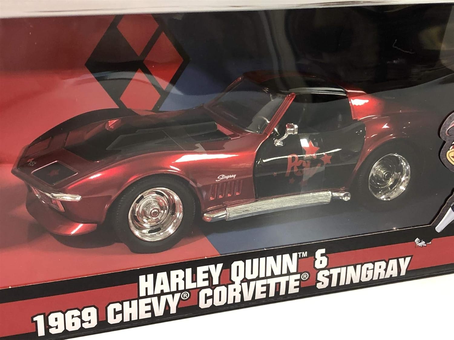 Jada 1:24 1969 Corvette with Harley Quinn Figure, Red, Standard - Image 3