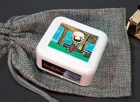 Amazon Five Nights At Freddy S Plays Grandfathers Clock オルゴール 素晴らしいギフトアイテム ビデオゲームコレクタブル オルゴール おもちゃ