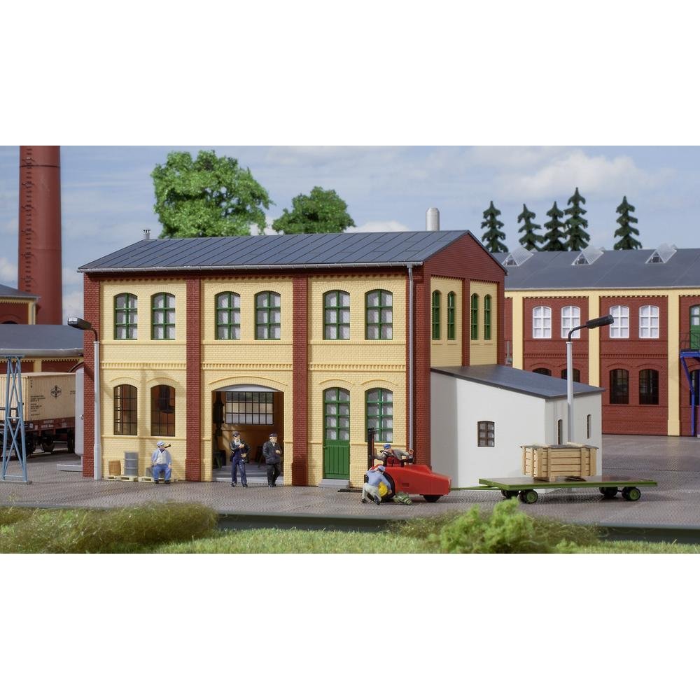 Auhagen 11444 Fitter's Shop Modelling Kit