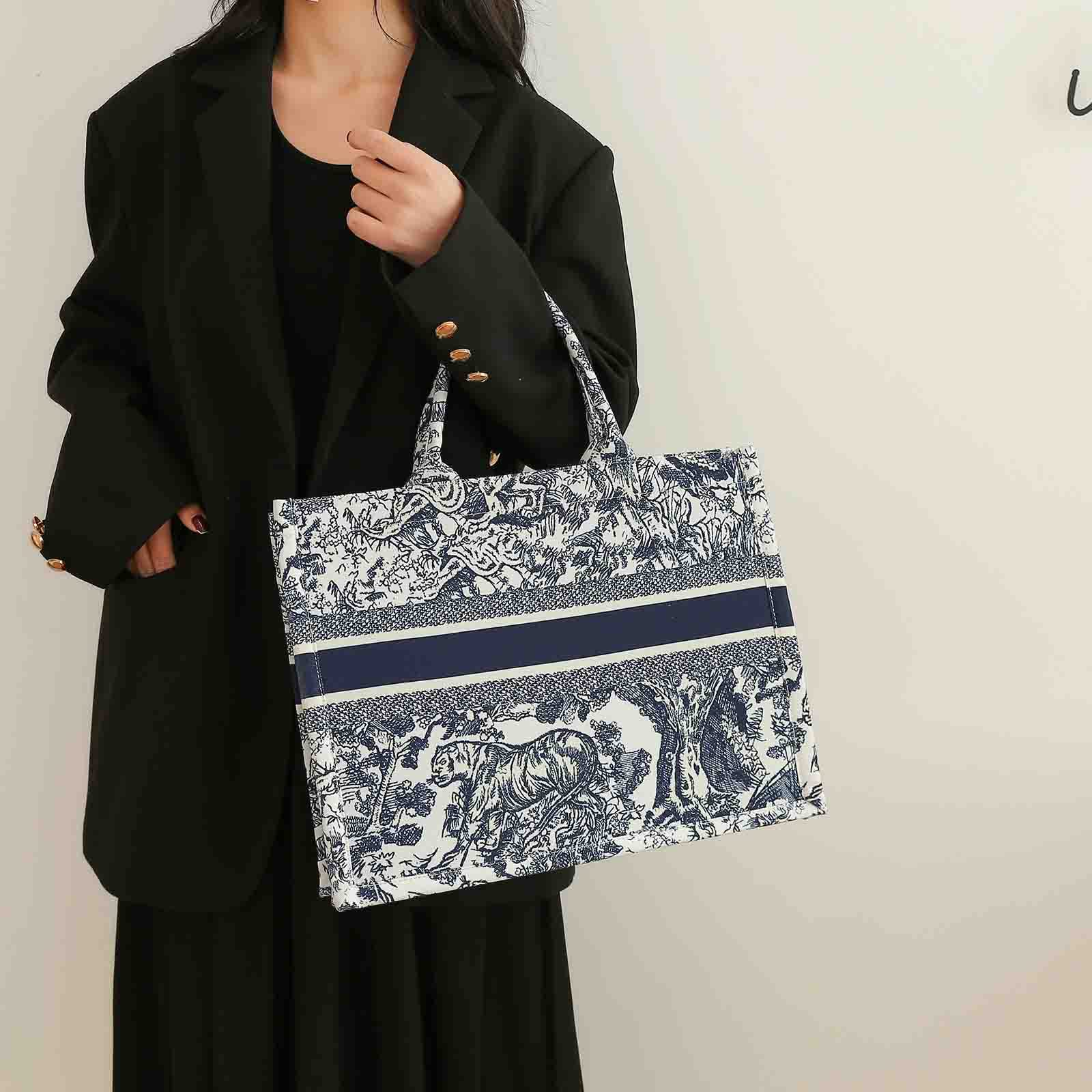 Fashion luxury tote bag cotton linen one shoulder handbag large capacity jacquard embroidery retro exquisite graffiti, Blue, Grande