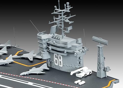 Revell　レベル　05130　U.S.S Nimitz CVN-68 early 1/720 アメリカ海軍ニミッツ　[並行輸入品]