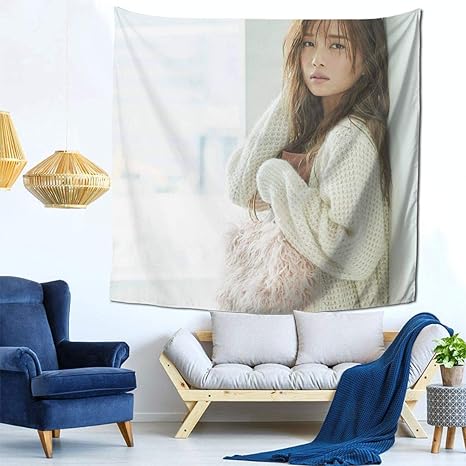 Amazon Co Jp タペストリー Misako Uno 宇野実彩子 a 5 おしゃれ 多機能壁掛け リビングルーム ベッドルーム モダンなアート 装飾用品 部屋 模様替え 背景布 窓カーテン 個性ギフト 新居祝い150 150cm ホーム キッチン