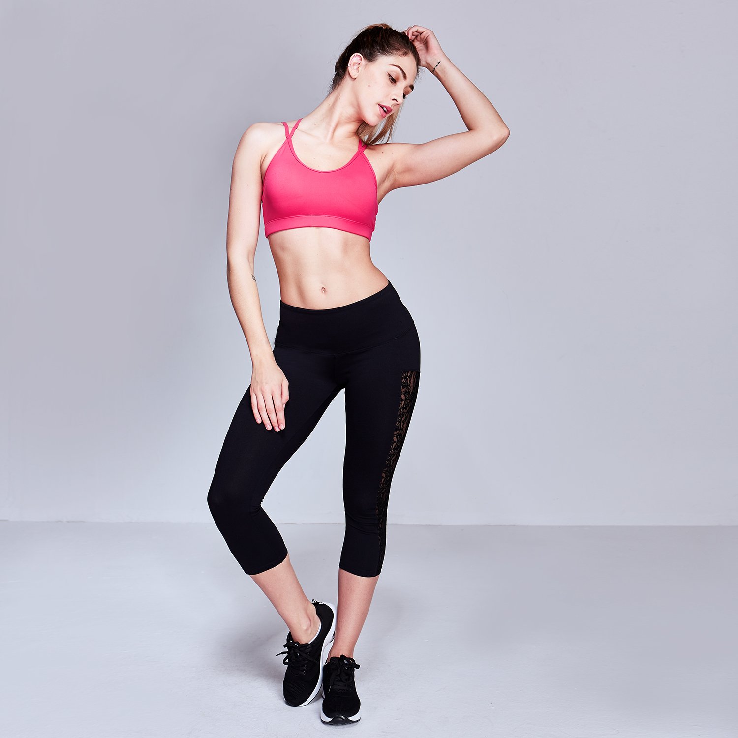 Matymats Active Strappy Sports Bra Medium Impact Workout Running Yoga Bra Tops with Removable Pads