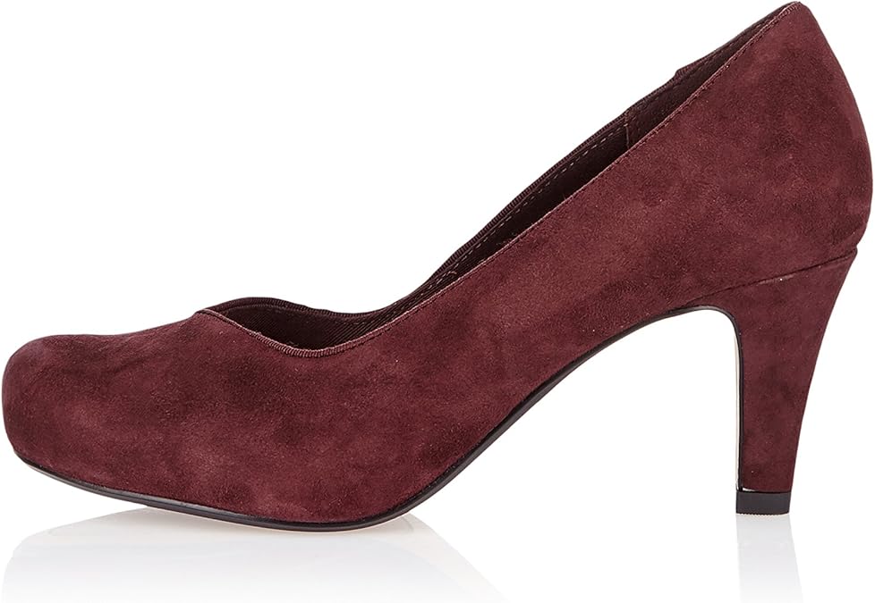 clarks chorus voice red