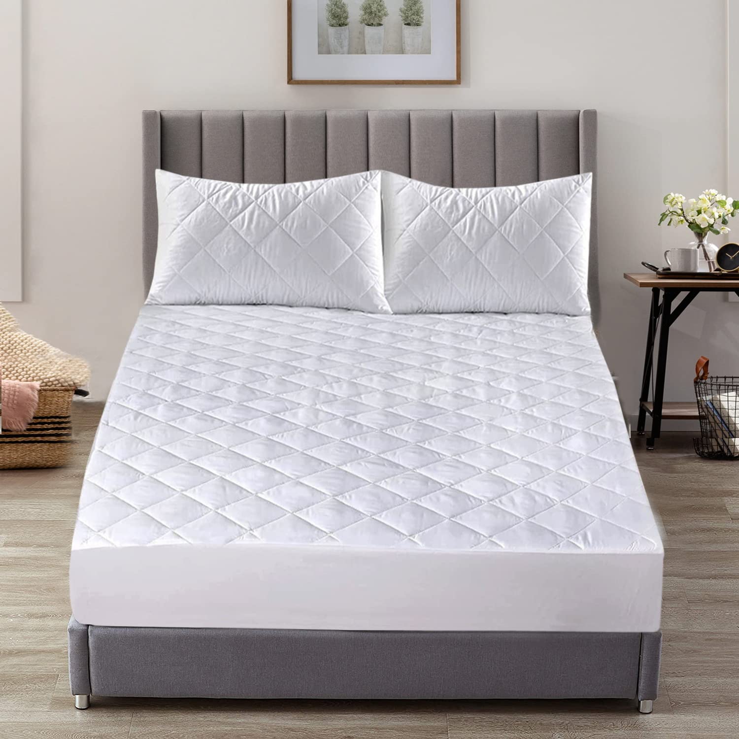 Cotton Comfort Bedding Quilted Mattress Protector Small Double 30cm Deep Fitted Elastic Stretch Skirt Small Double Mattress Topper - Ultra Soft & Hypoallergenic Small Double Mattress Pad White