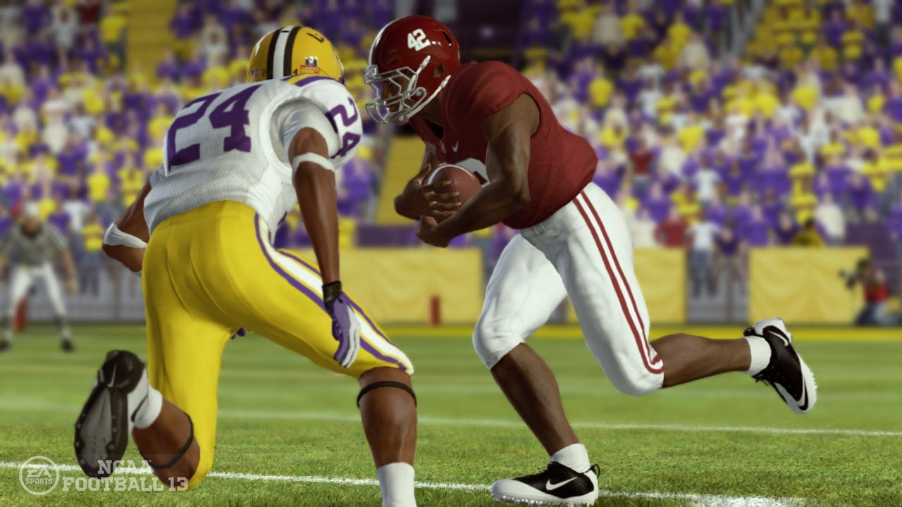 NCAA Football 13 - Xbox 360 (Renewed)