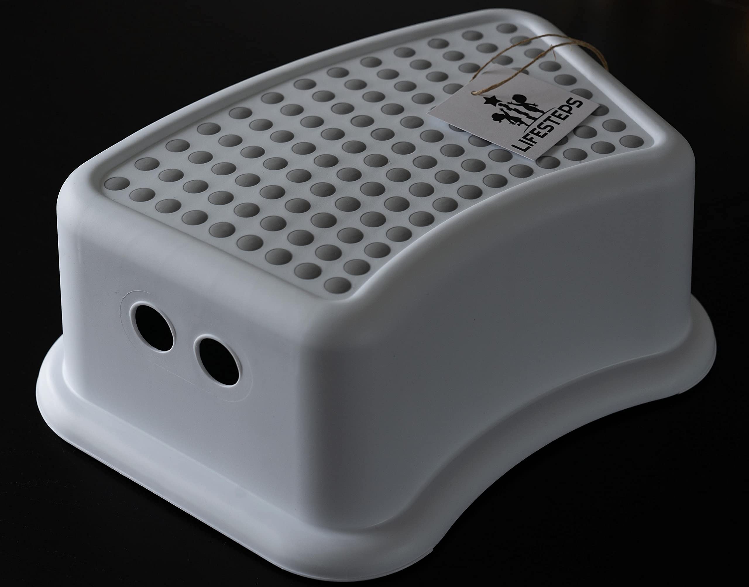 Lifesteps Step stool for children is non-slip for kitchen and bathroom