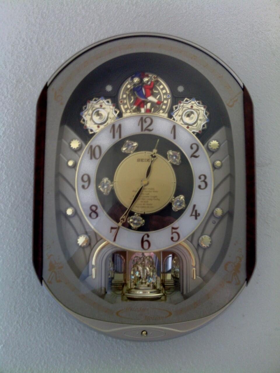 Seiko 2007 Collectors Edition Melodies In Motion Clock Qxm153br H Amazonca Home