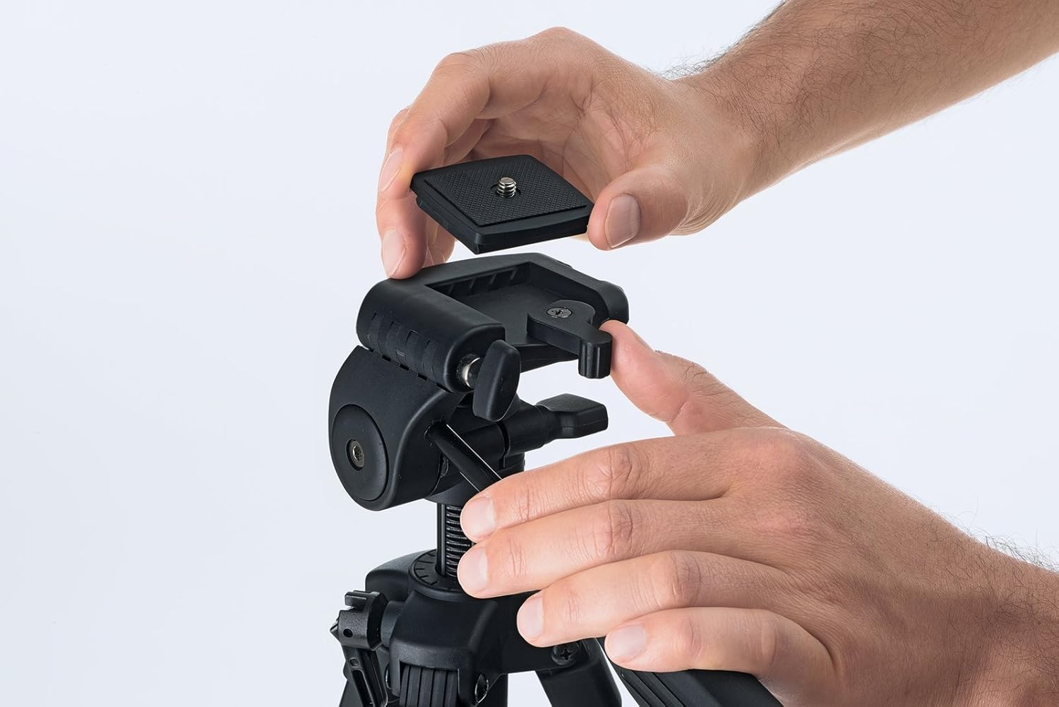 Bosch BT150 Compact Extendable Tripod with Adjustable Legs BT 150: Home Improvement