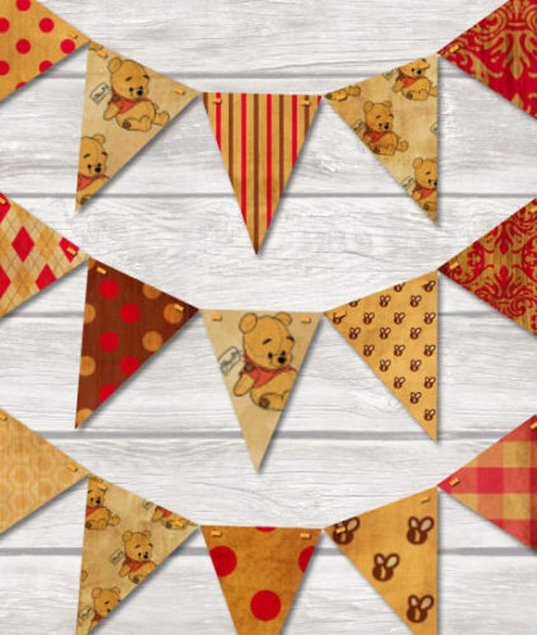 VINTAGE INSPIRED WINNIE THE POOH BUNTING Children's Bedroom/Playroom/Party Decoration