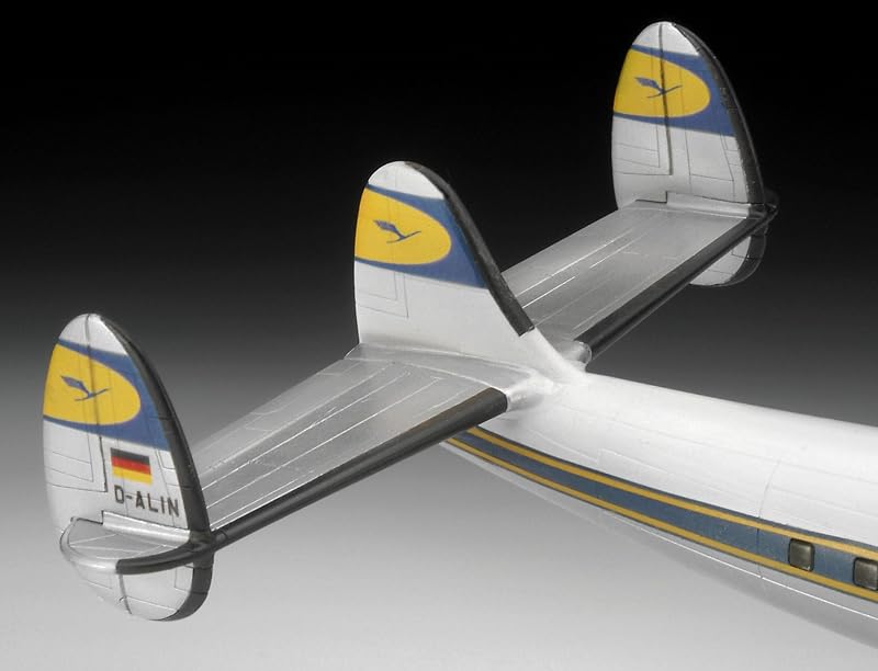 Lockheed L.1049G Super Constellation Luf 63745 Maquette en plastique non construit/non peint à l'échelle 1/144 avec accessoires