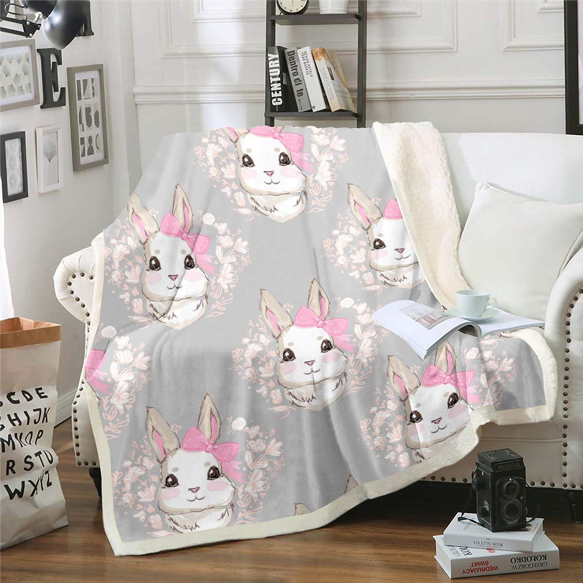 Tbrand Girls Cute Rabbit Plush Blanket Cartoon Bunny Print Fleece Blanket for Sofa Couch Toddler Lovely Little Rabbit Decor Sherpa Throw Blanket Chic Floral Animal Fuzzy Blanket Baby 30"x40"