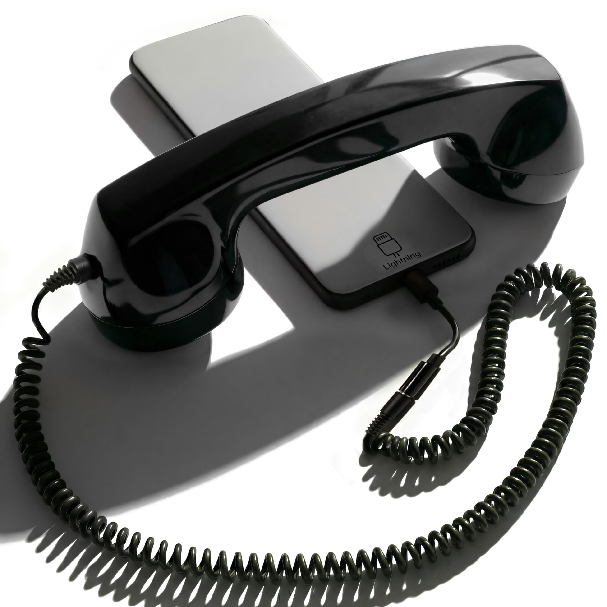 Opis Technology 60s Micro Retro Telephone Handset for Mobile Phones & Smartphones – Lightning Edition for iPhone (7–14), Corded Phone Receiver with 3.5 mm Plug & Lightning Adapter (Black)