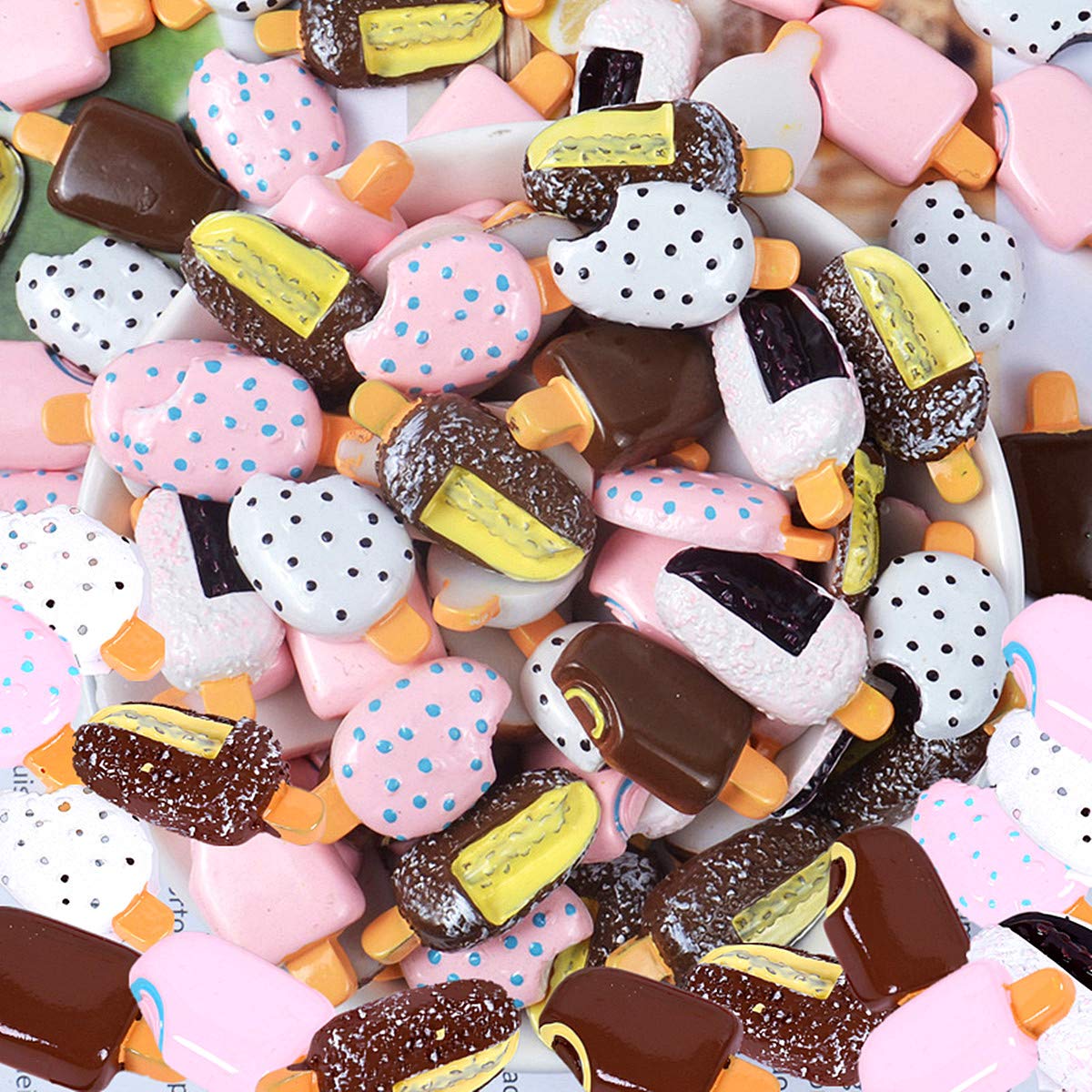 30 Pack Cute Charms Beads Chocolate Ice-Lolly Dessert Ice Cream Resin Charms Slices Flatback Buttons for Handcraft Accessories Scrapbooking Phone Case Decor Jewelry Making (Ice Cream)