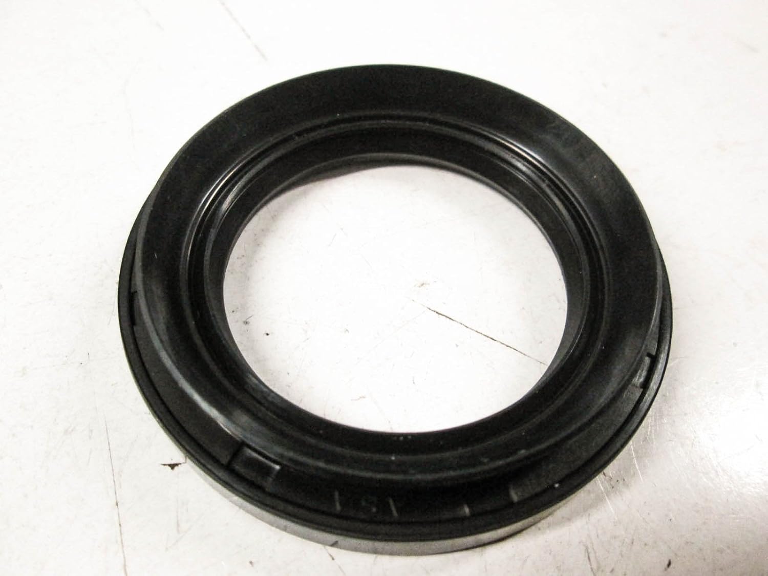 Amazon.com: Arctic Cat 0402-069 Lip Seal Bearcat ATV 300 400 454 500 4x4  2x4 QTY 1: Automotive