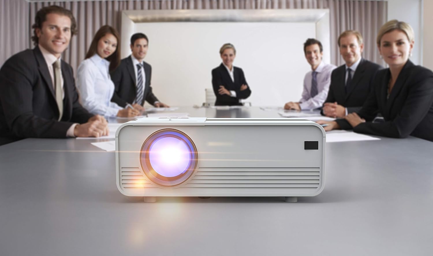 Technaxx Mini-LED HD Projector, Portable Home Cinema Beamer with Native 720P Resolution, 176" Display, 40000h LED Lifetime - Image 5