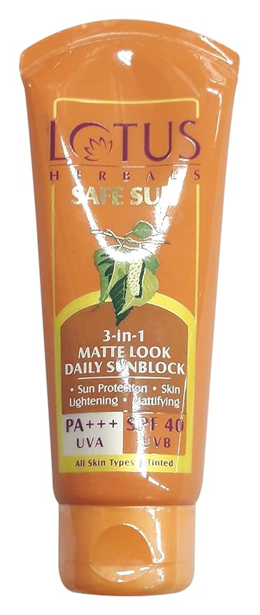 Lotus herbals Safe Sun 3 in 1 Matte Look Daily Sunblock PA+++ UVA SPF 40 UVB Cream