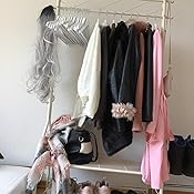 Kleiderschrank aus metall