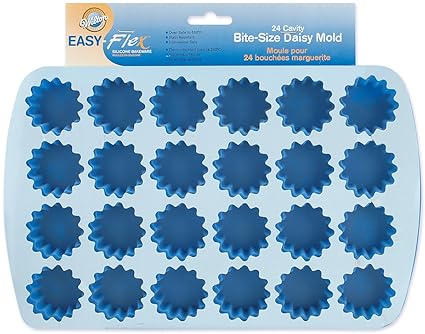 Wilton 2105-4889 Easy Flex Silicone 24-Cavity Bite Daisy Pan