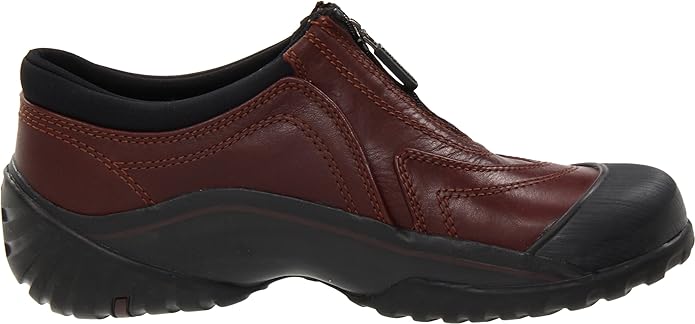 clarks women's muckers fog boot