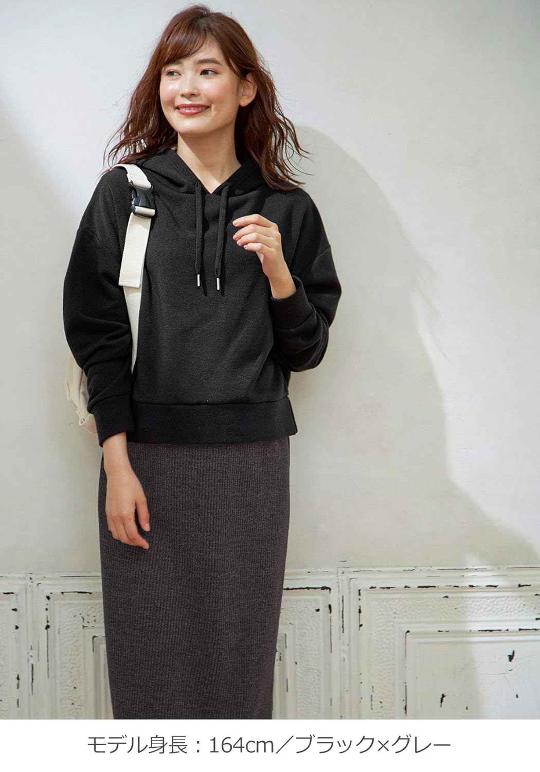 Amazon Co Jp Angeliebe エンジェリーベ マタニティ ワンピース 授乳口付 ビッグ パーカー Iライン スカート ドッキング ワンピ 産前産後 授乳服 長袖 M ブラック グレー 服 ファッション小物