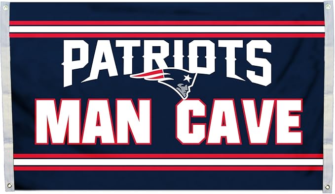 Amazon Com Fremont Die Nfl New England Patriots 3 X 5 Flag With Grommets 3 X 5 Foot Man Cave Sports Fan Outdoor Flags Sports Outdoors