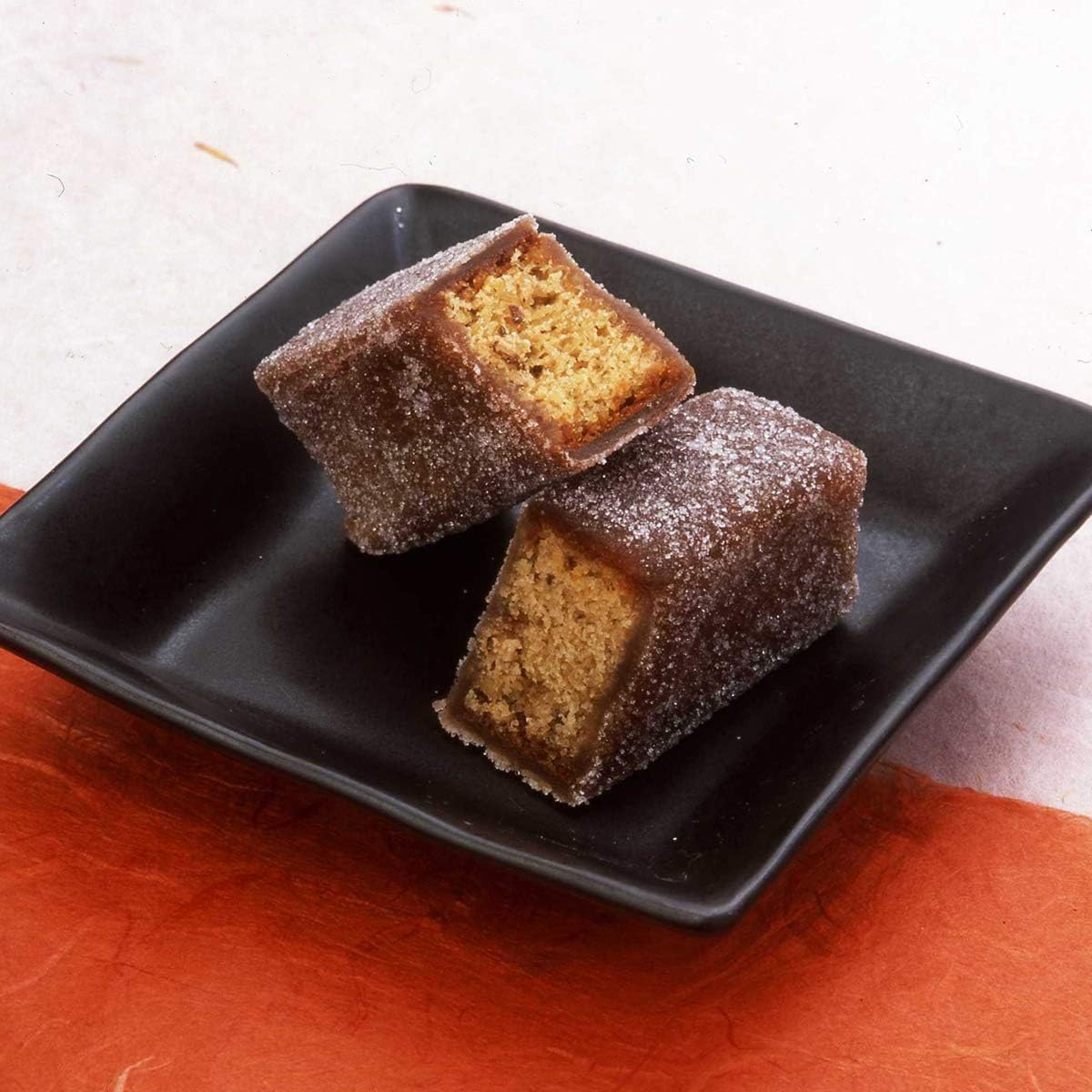 創業百十余年 赤坂青野 粋な黒べい 10個入り ノーブランド品 和菓子 通販 Amazon