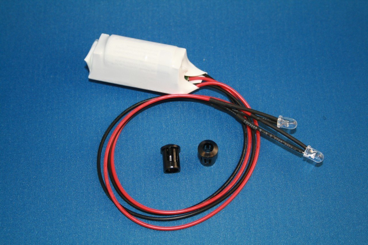 TWIN FLASHING RED 5MM LED ALARM CCTV DUMMY Amazon.co.uk DIY & Tools