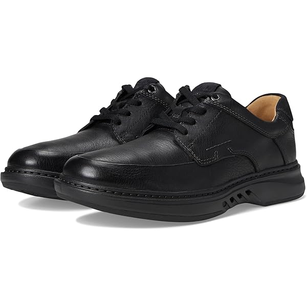Amazon.com | Clarks Men's Lugger Boot Black Waxy Leather 7.5