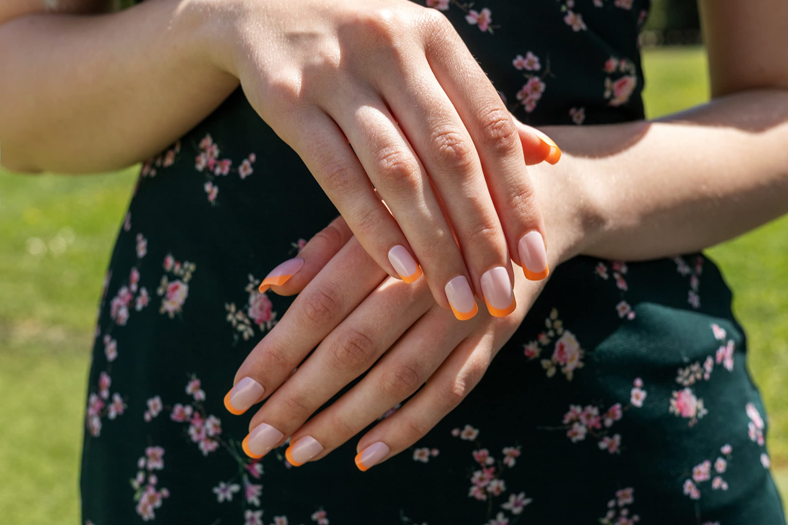 AiN Katy - Late summer short - artificial nails to stick on - 24 pieces - press on nails - ready to stick on - elegant finished fingernails nail art short long black set