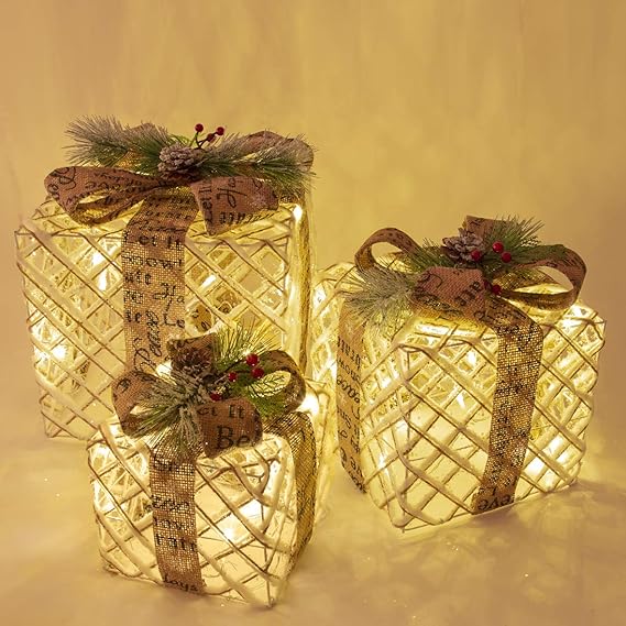 The Christmas Workshop 70289 Set of 3 Light-Up Boxes | Indoor Christmas Decorations | 45 Warm