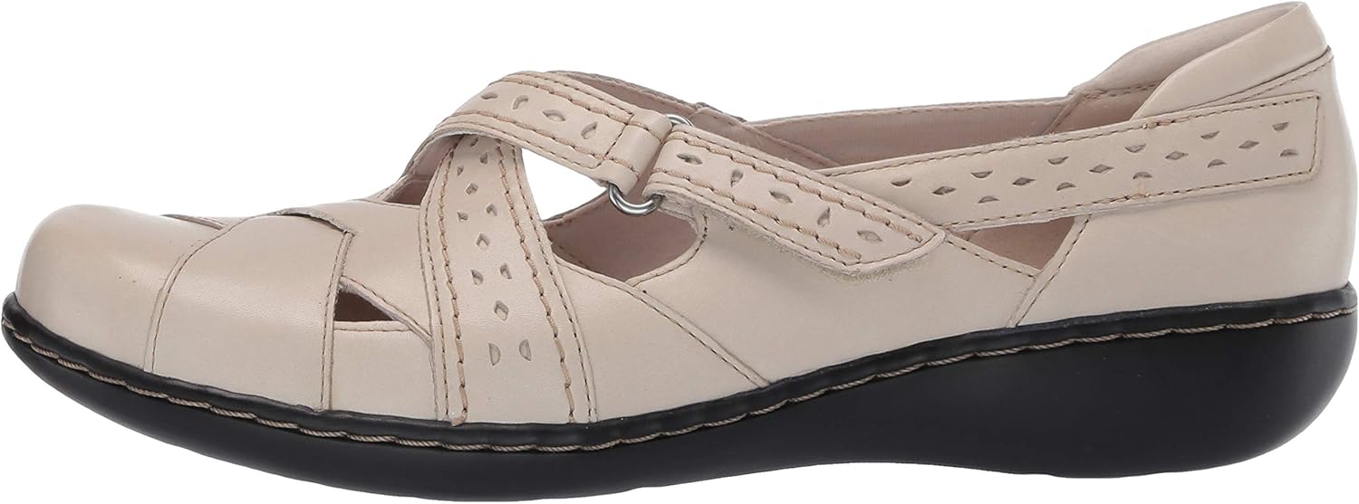 Clarks Womens Ashland Spin Q Loafer Loafers & SlipOns Shoes