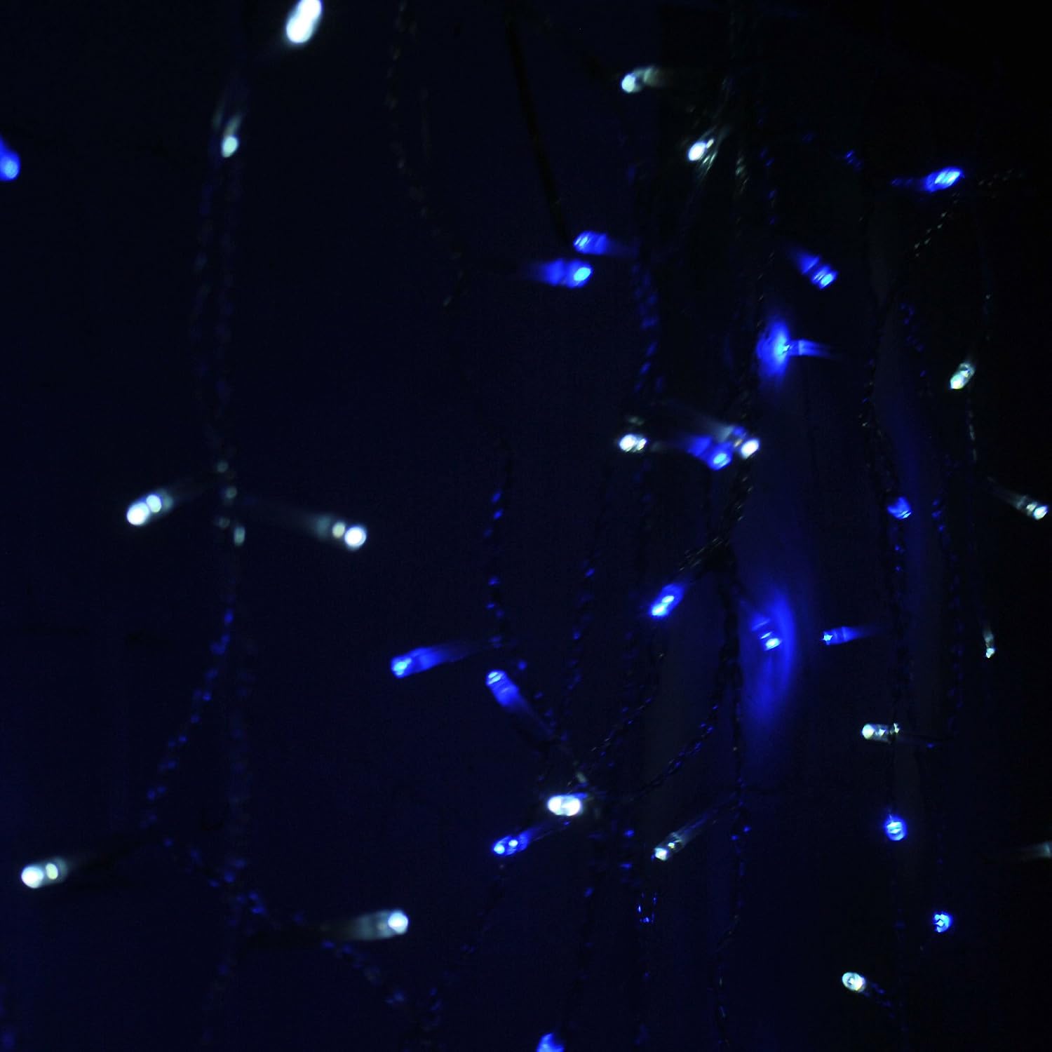 LightsGo Icicle Fairy Lights Outdoor Indoor LED Fairy Lights 400LED 10M, Blue and White - 8/16H Timer, 8 Modes, Memory - Image 5