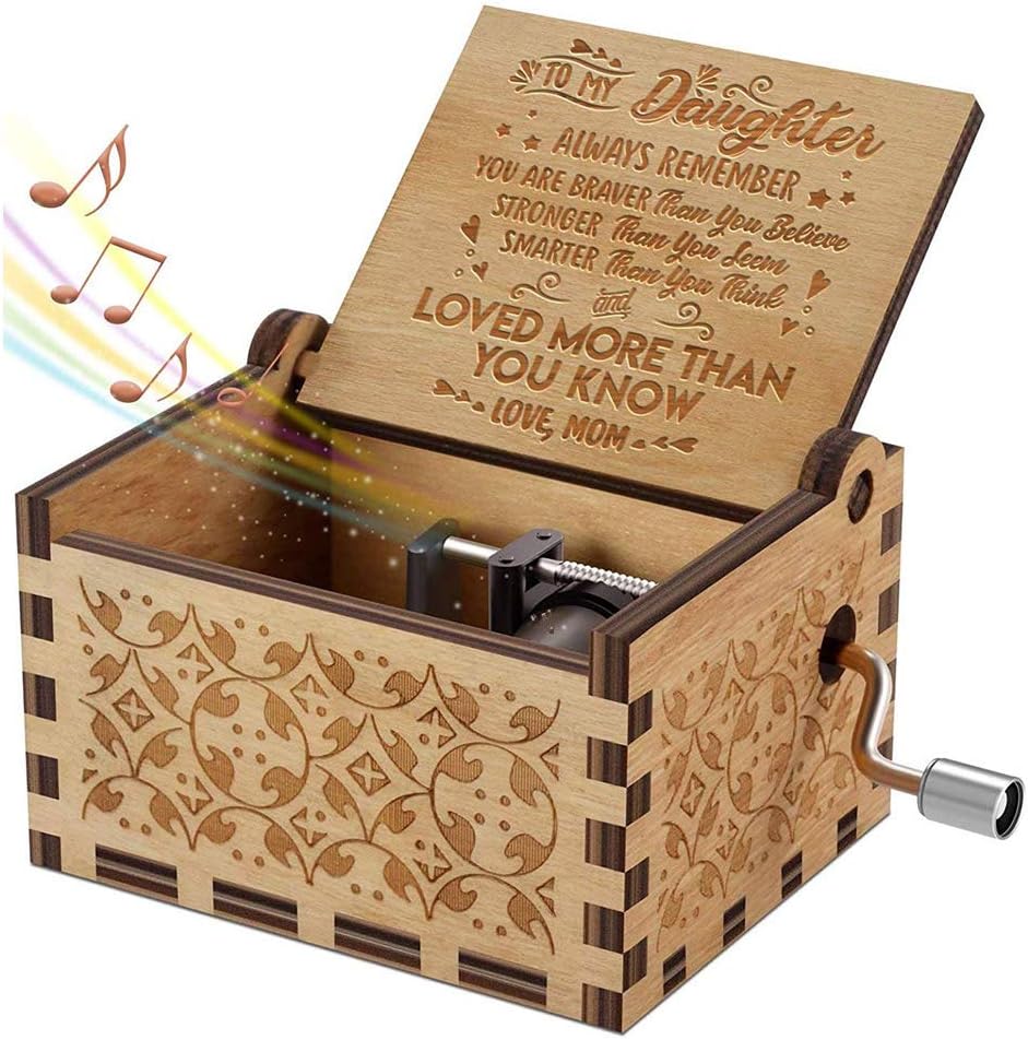 Debuy Vintage Music Box Engraved Wooden Hand Crank Music Box Mom Dad Love Retro Musical Boxes Birthday Gift Decoration