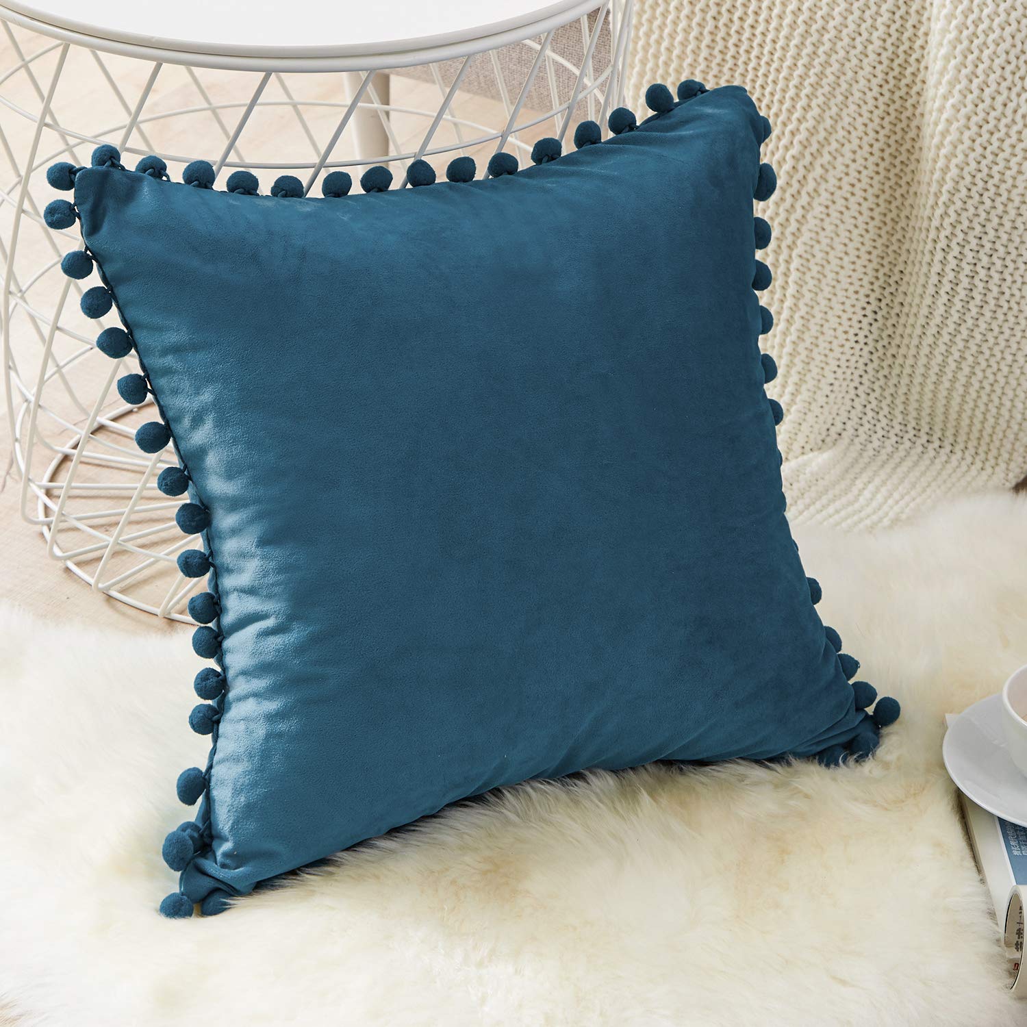 Best pompom for living room