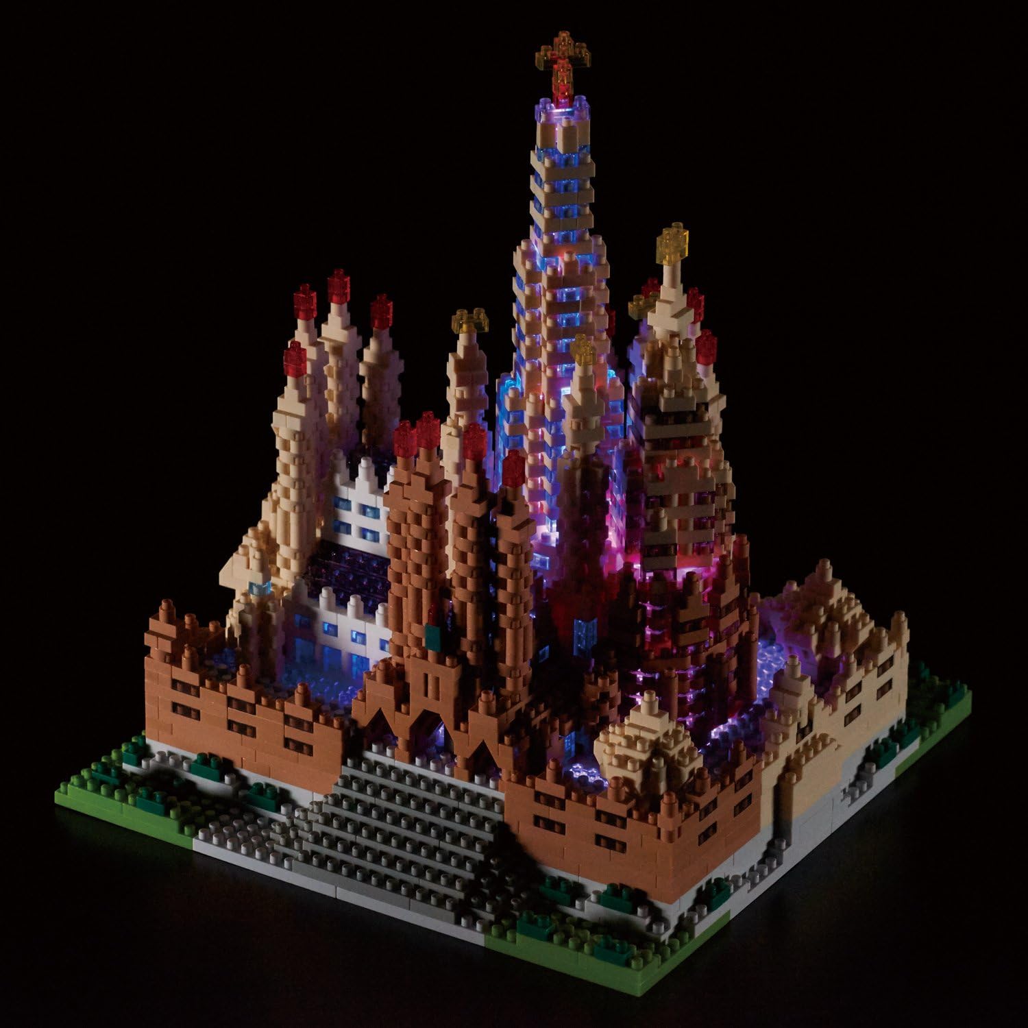 sagrada familia nanoblock